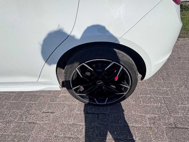 Alfa romeo - 2013 - giulietta - 1.4 t bns exec - personenauto - afbeelding 7 van  14