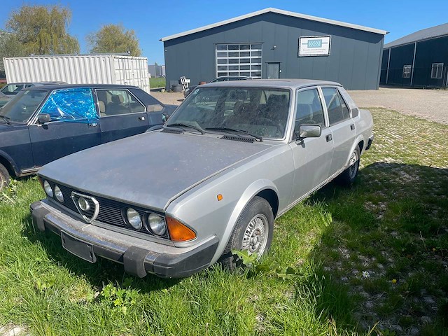 Alfa romeo - alfa 6 - alfa 6 2.5 - alfa romeo alfa 6 2.5 v6 - afbeelding 1 van  11