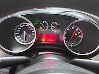 Alfa romeo - giulietta - 1.4 t distinctive - 94-rzf-8- 2011 - afbeelding 15 van  16