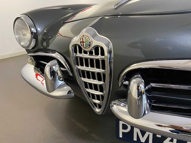Alfa romeo - giulietta spider - cabriolet - oldtimer - afbeelding 7 van  55