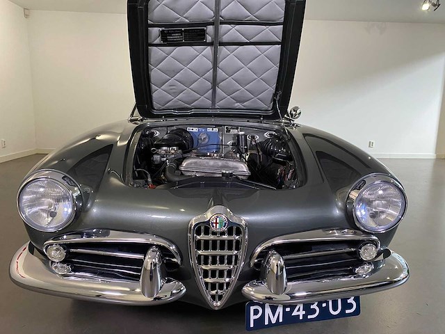 Alfa romeo - giulietta spider - cabriolet - oldtimer - afbeelding 41 van  55