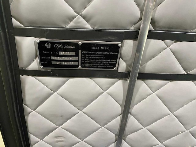 Alfa romeo - giulietta spider - cabriolet - oldtimer - afbeelding 43 van  55