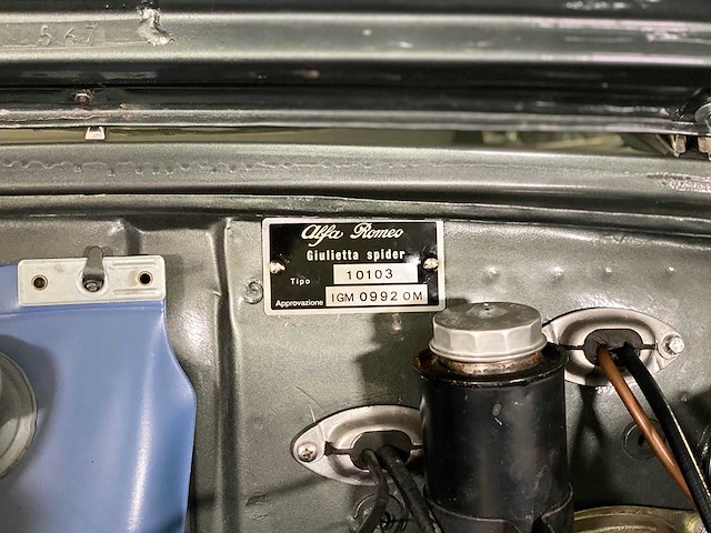 Alfa romeo - giulietta spider - cabriolet - oldtimer - afbeelding 44 van  55