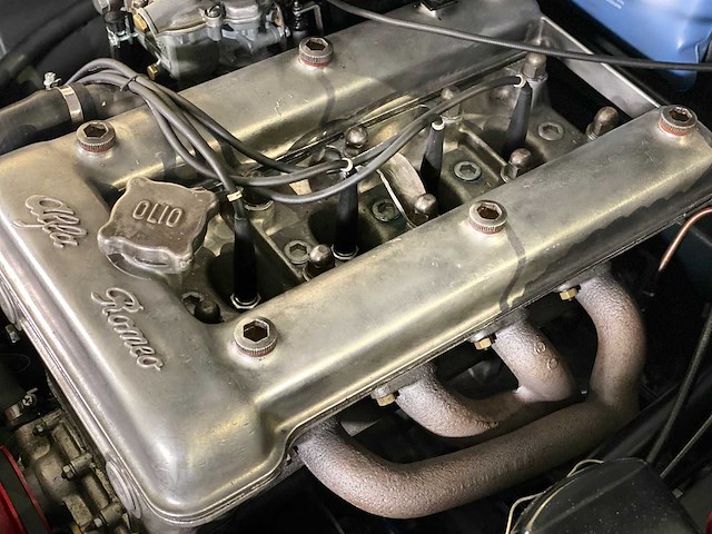 Alfa romeo - giulietta spider - cabriolet - oldtimer - afbeelding 48 van  55