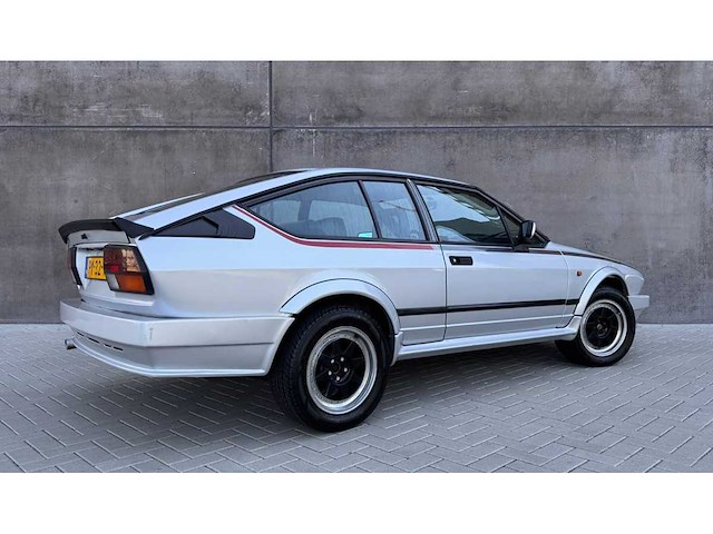 Alfa romeo - gtv 6 - grand prix edition - 2.5 v6 - 1986 - py-32-tt - afbeelding 30 van  31