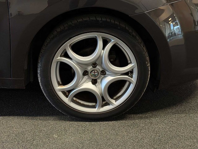 Alfa romeo - mito - 0.9 twinair distinct - car - 2014 8-tfj-32 iaw - afbeelding 14 van  22