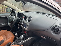 Alfa romeo - mito - 1.3 jtdm eco dist. - 21-tjg-8 - afbeelding 3 van  16