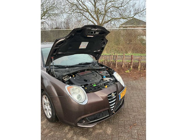 Alfa romeo - mito - 1.3 jtdm eco dist. - 21-tjg-8 - afbeelding 9 van  16