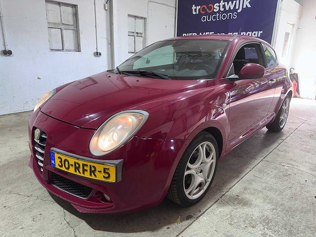 Alfa romeo - mito - 1.3 jtdm eco essent. - 30-rfr-5- 2011 - afbeelding 9 van  19