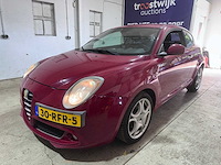 Alfa romeo - mito - 1.3 jtdm eco essent. - 30-rfr-5- 2011 - afbeelding 9 van  19