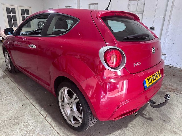 Alfa romeo - mito - 1.3 jtdm eco essent. - 30-rfr-5- 2011 - afbeelding 7 van  19
