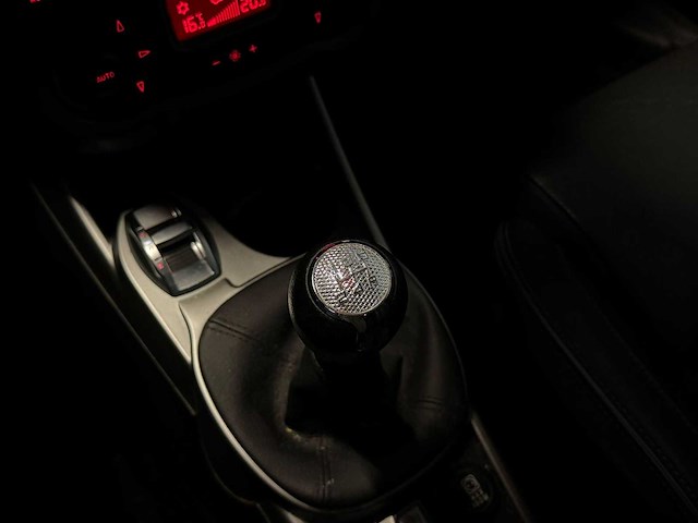 Alfa romeo - mito - 1.3 jtdm eco essent. 2011 10-rbk-2 iaw - afbeelding 13 van  15