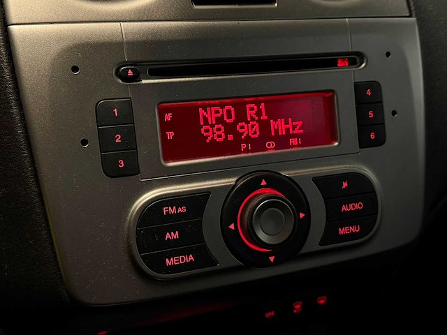 Alfa romeo - mito - 1.3 jtdm eco essent. 2011 10-rbk-2 iaw - afbeelding 20 van  22