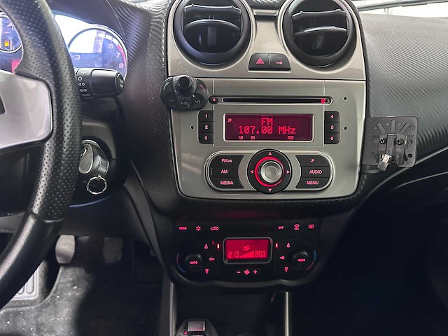 Alfa romeo - mito - 1.4 t distinctive - 88-kvd-1- 2010 - afbeelding 2 van  8