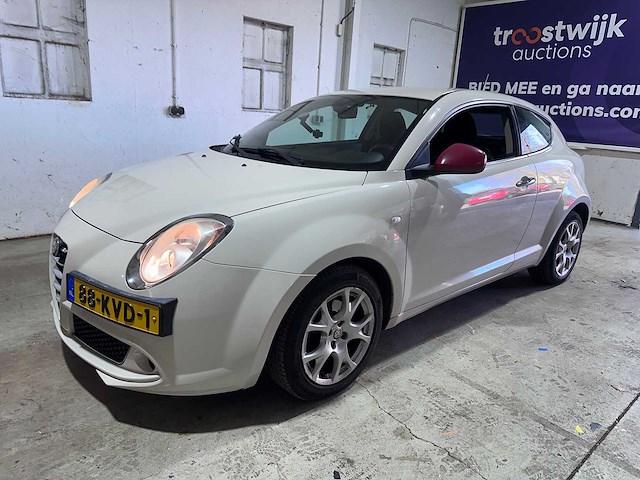 Alfa romeo - mito - 1.4 t distinctive - 88-kvd-1- 2010 - afbeelding 1 van  8