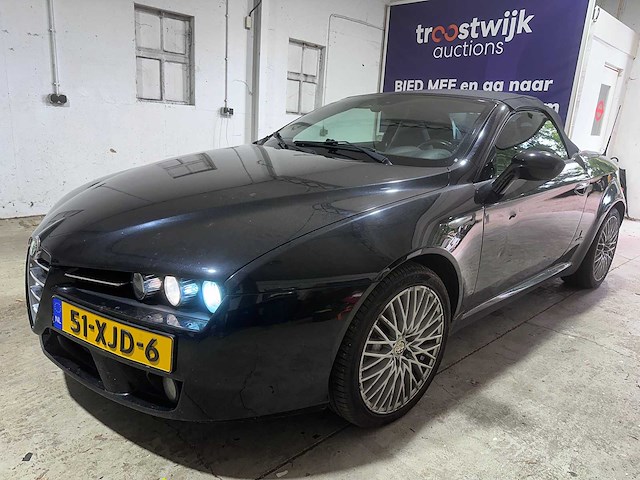 Alfa romeo - spider - 2.4 jtd exclusive - 51-xjd-6- 2008 - afbeelding 1 van  10