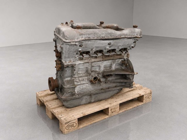 Alfa romeo 1300 veloce engine | original italian classic engine - afbeelding 1 van  11
