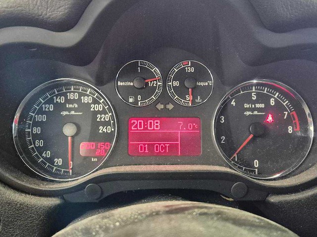 Alfa romeo 147 1.6 t.spark veloce business, 98-xr-vl - afbeelding 3 van  16