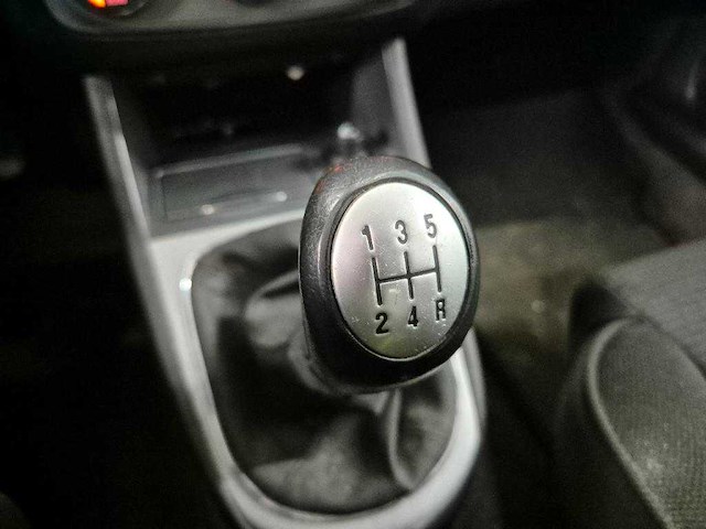 Alfa romeo 147 1.6 t.spark veloce business, 98-xr-vl - afbeelding 6 van  16