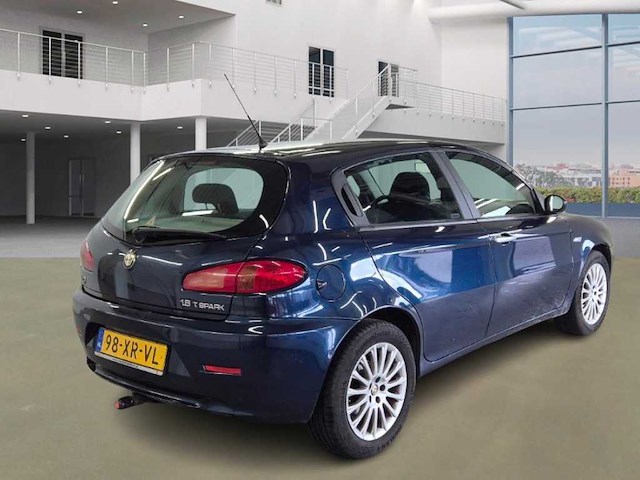 Alfa romeo 147 1.6 t.spark veloce business, 98-xr-vl - afbeelding 9 van  16