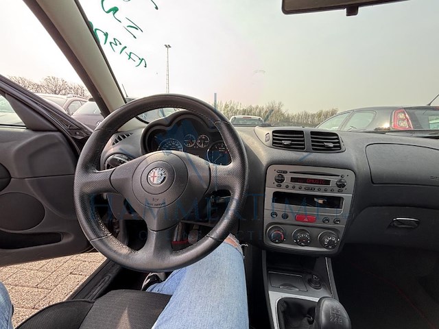 Alfa romeo 147-1.6i ts impression, 2007 - afbeelding 4 van  38