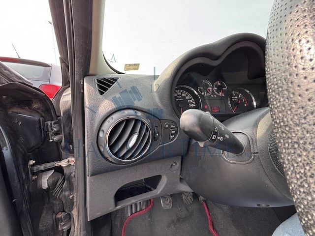 Alfa romeo 147-1.6i ts impression, 2007 - afbeelding 10 van  38