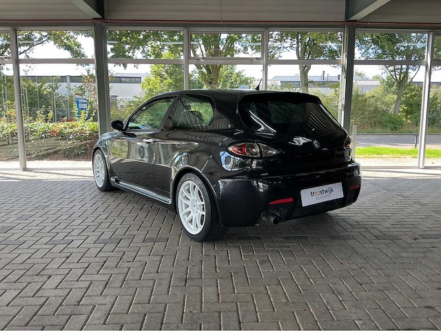 Alfa romeo 147 gta | 3.2 liter busso v6 | 250 pk | 2003 | youngtimer | handgeschakeld | 3 deurs | voorwielaandrijving | btw auto - afbeelding 33 van  34