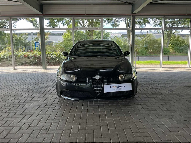 Alfa romeo 147 gta | 3.2 liter busso v6 | 250 pk | 2003 | youngtimer | handgeschakeld | 3 deurs | voorwielaandrijving | btw auto - afbeelding 12 van  38