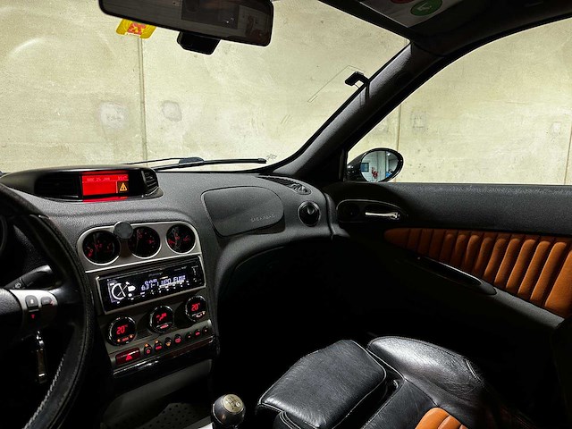 Alfa romeo 156 gta 3.2 v6 berlina 250pk 2003 (original-nl), 51-lv-rh youngtimer - afbeelding 10 van  44