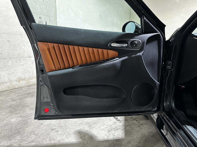 Alfa romeo 156 gta 3.2 v6 berlina 250pk 2003 (original-nl), 51-lv-rh youngtimer - afbeelding 21 van  44
