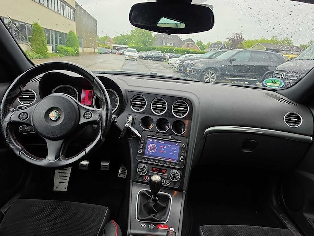Alfa romeo 159 sportwagon 1.7 t distinctive 2013 | 20-zxb-6 - afbeelding 22 van  28