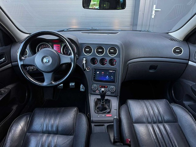 Alfa romeo 159 sportwagon 2.2 jts sport 2006 | 06-tn-tx iaw - afbeelding 10 van  34