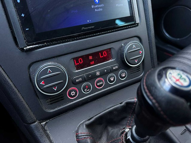 Alfa romeo 159 sportwagon 2.2 jts sport 2006 | 06-tn-tx iaw - afbeelding 14 van  34