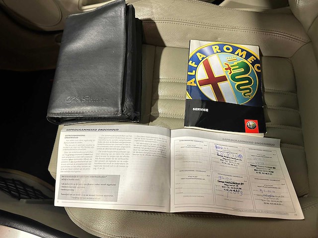 Alfa romeo 159 sportwagon 2.4 jtd elegante q4 l-786-vt - afbeelding 9 van  20