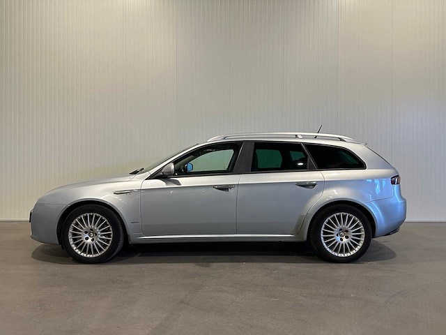 Alfa romeo 159 sportwagon 2.4 jtd elegante q4 l-786-vt - afbeelding 12 van  20