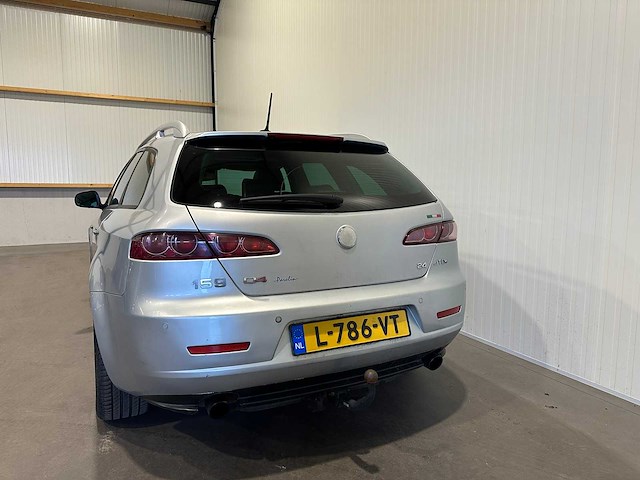 Alfa romeo 159 sportwagon 2.4 jtd elegante q4 l-786-vt - afbeelding 15 van  20