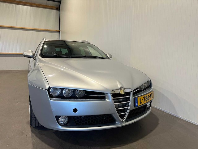 Alfa romeo 159 sportwagon 2.4 jtd elegante q4 l-786-vt - afbeelding 19 van  20