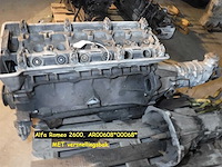 Alfa romeo 2600 engine & gearbox | original six-cylinder drivetrain - afbeelding 3 van  4