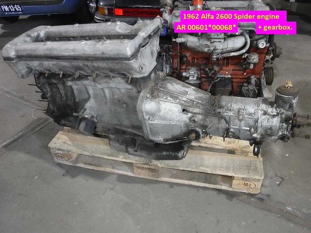 Alfa romeo 2600 spider engine & gearbox | original italian classic drivetrain - afbeelding 4 van  12