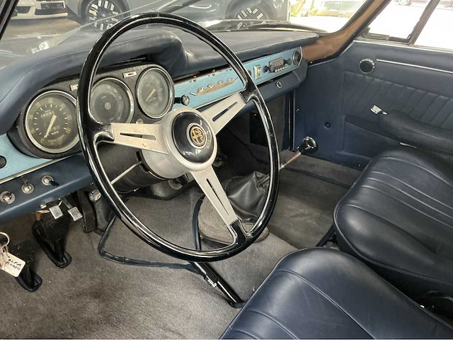 Alfa romeo 2600 sprint | 2.6 | 1964 | 145 pk | youngtimer - afbeelding 5 van  21