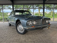 Alfa romeo 2600 sprint | 2.6 | 1964 | 145 pk | youngtimer - afbeelding 15 van  21