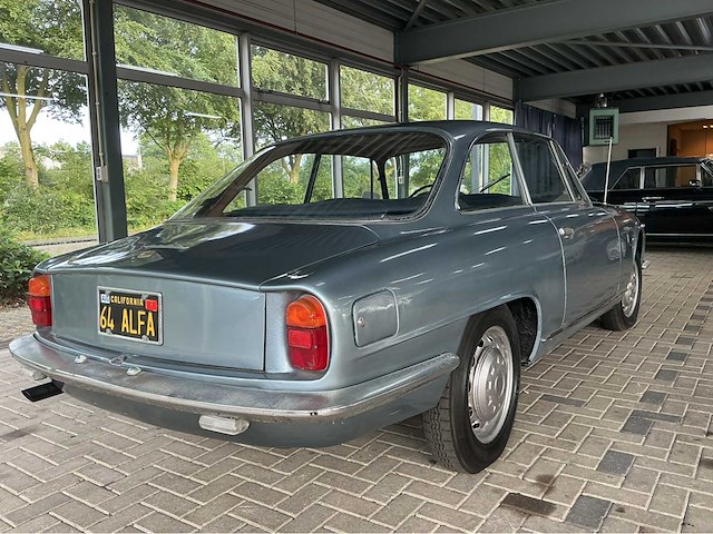 Alfa romeo 2600 sprint | 2.6 | 1964 | 145 pk | youngtimer - afbeelding 20 van  21