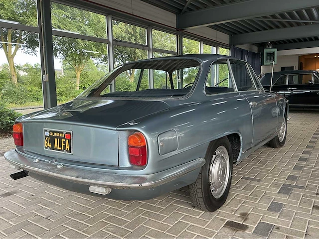 Alfa romeo 2600 sprint | 2.6 | 1964 | 145 pk | youngtimer - afbeelding 25 van  26