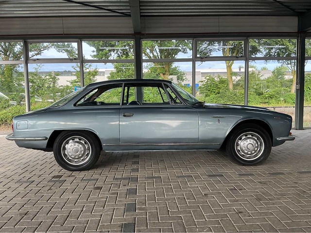 Alfa romeo 2600 sprint | 2.6 | 1964 | 145 pk | youngtimer - afbeelding 20 van  20