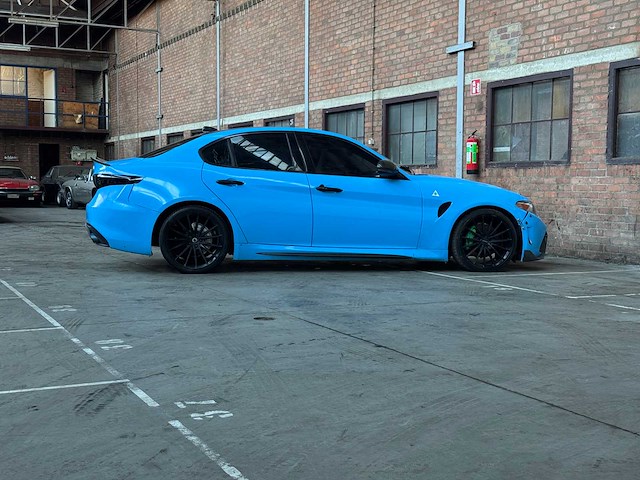 Alfa romeo giulia 2.0 280pk 2018 - afbeelding 2 van  19