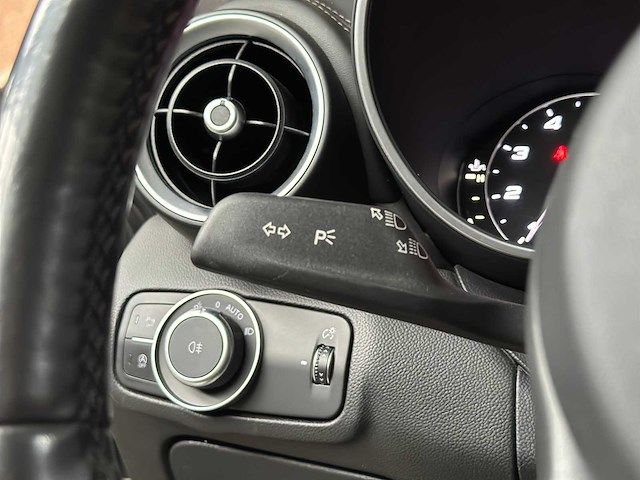 Alfa romeo giulia 2.0 t awd veloce repetti b4 + gepantserd 280pk 2019, jdk-05-s - afbeelding 22 van  66