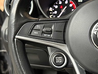 Alfa romeo giulia 2.0 t awd veloce repetti b4 + gepantserd 280pk 2019, jdk-05-s - afbeelding 25 van  66