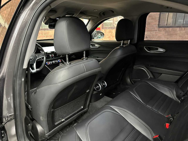 Alfa romeo giulia 2.0 t awd veloce repetti b4 + gepantserd 280pk 2019, jdk-05-s - afbeelding 43 van  66