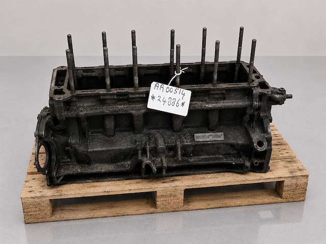 Alfa romeo giulia ti engine | original italian classic engine - afbeelding 1 van  4