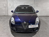 Alfa romeo giulietta 1.4 t distinctive 120pk 2010, kx-159-r - afbeelding 40 van  43
